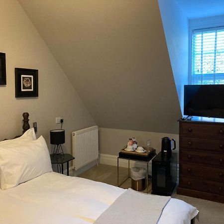 ヘイスティングス 15 Grosvenor Bed & Breakfast エクステリア 写真