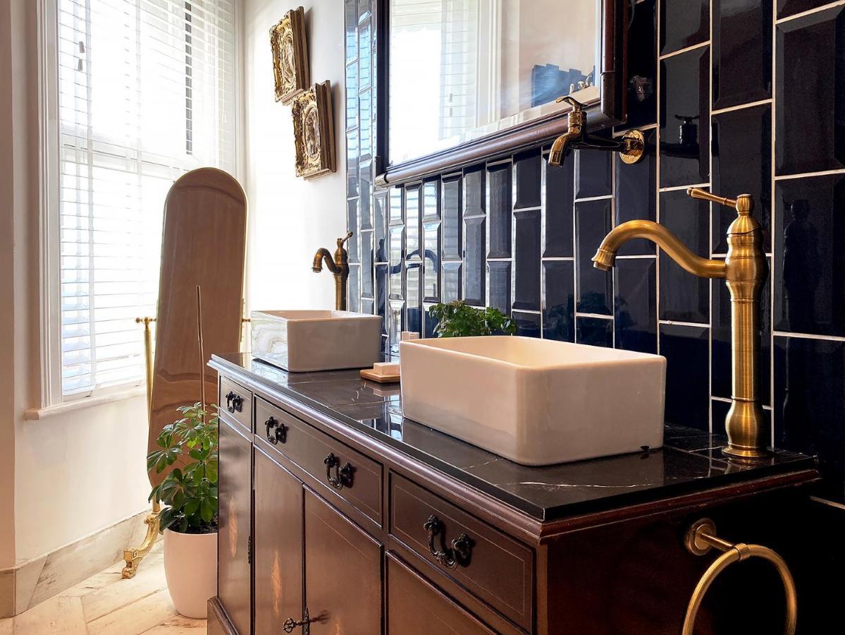 ヘイスティングス 15 Grosvenor Bed & Breakfast エクステリア 写真