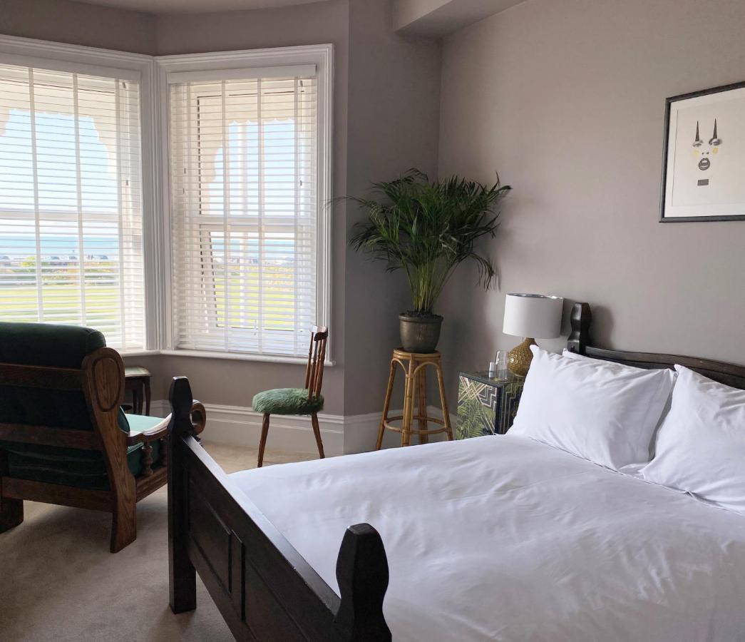 ヘイスティングス 15 Grosvenor Bed & Breakfast エクステリア 写真