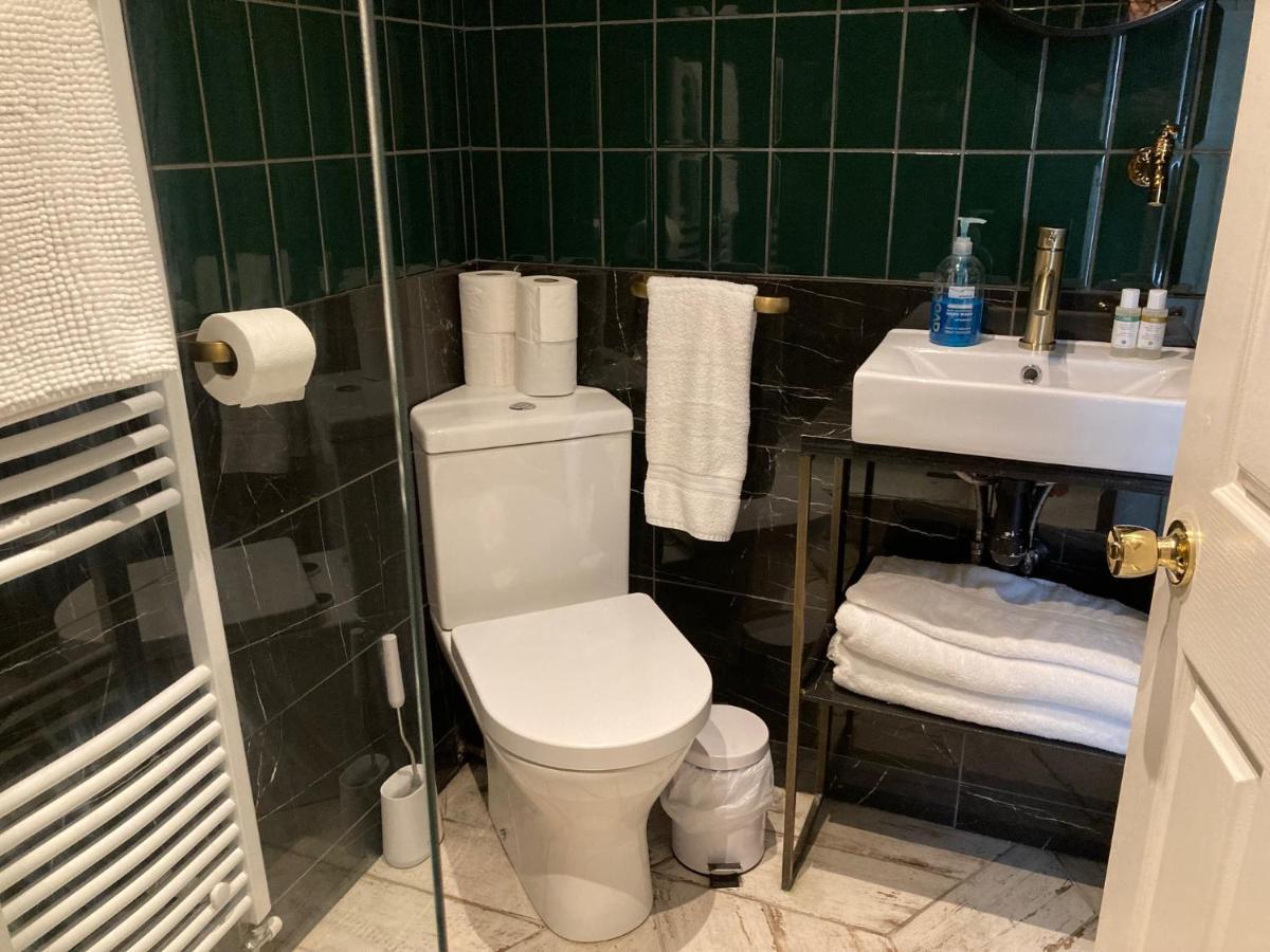 ヘイスティングス 15 Grosvenor Bed & Breakfast エクステリア 写真