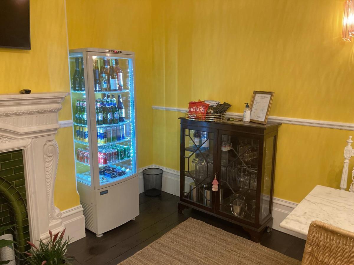 ヘイスティングス 15 Grosvenor Bed & Breakfast エクステリア 写真