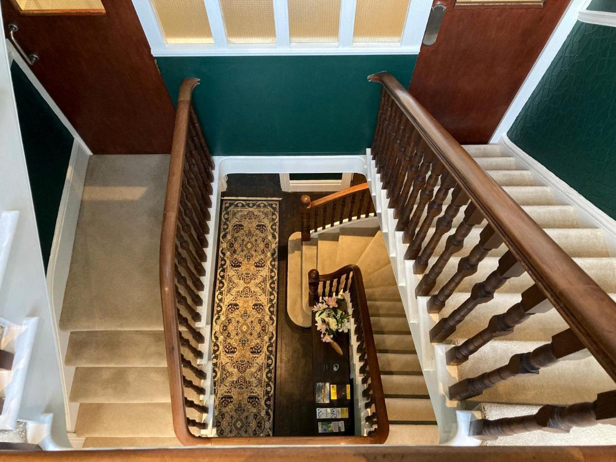 ヘイスティングス 15 Grosvenor Bed & Breakfast エクステリア 写真