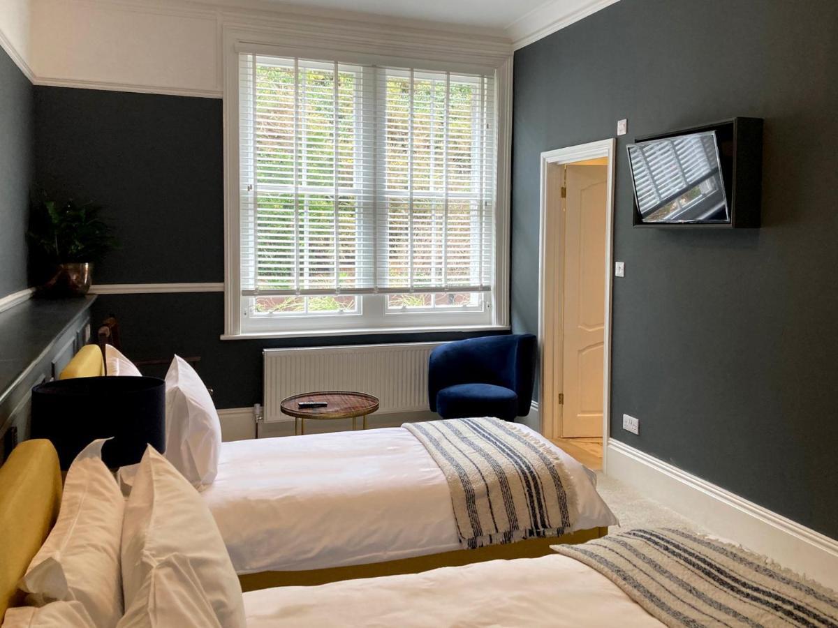 ヘイスティングス 15 Grosvenor Bed & Breakfast エクステリア 写真