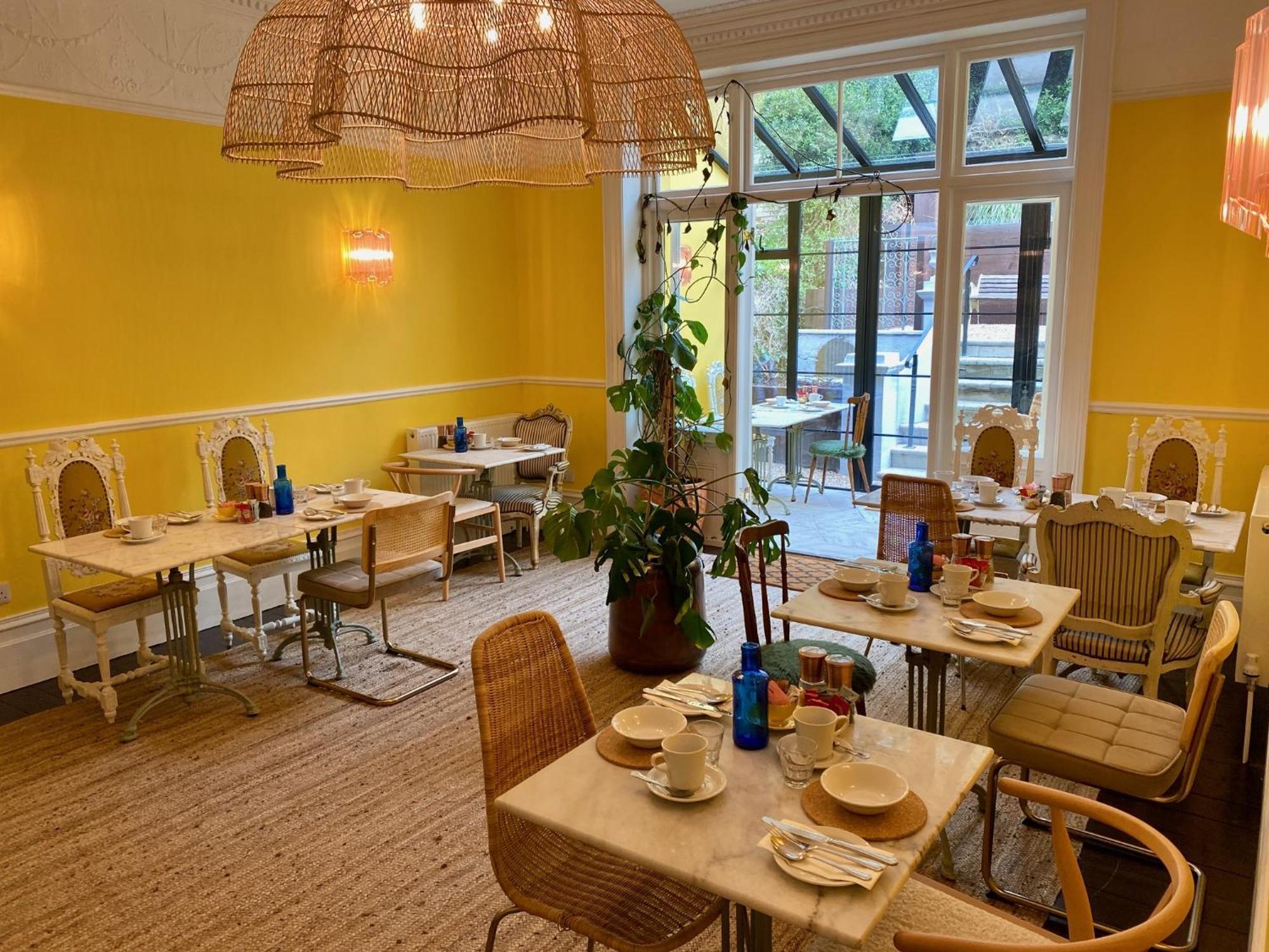 ヘイスティングス 15 Grosvenor Bed & Breakfast エクステリア 写真